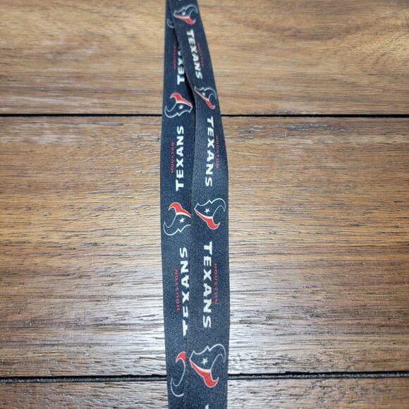 Houston Texans Red & Blue Reversible Lanyard w/ Detachable Clip - Picture 4 of 4